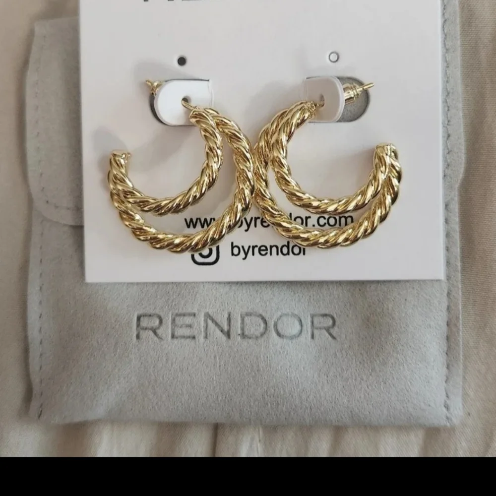 RENDOR Rachel Zoe Victoria Yellow Gold Plated  Double Hoop Earrings - Picture 3 of 5